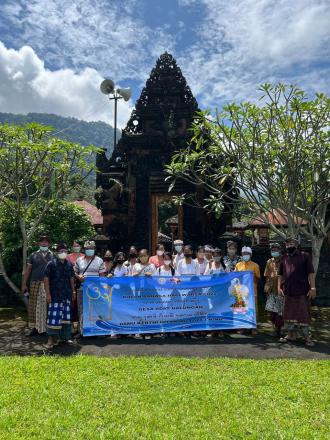 Penyelenggaraan Bulan Bahasa Bali IV Di Desa Adat Galungan